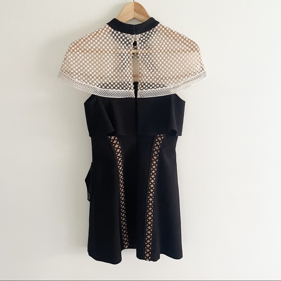 Self-Portrait caped sleeves minion dress - Picture 9 of 16